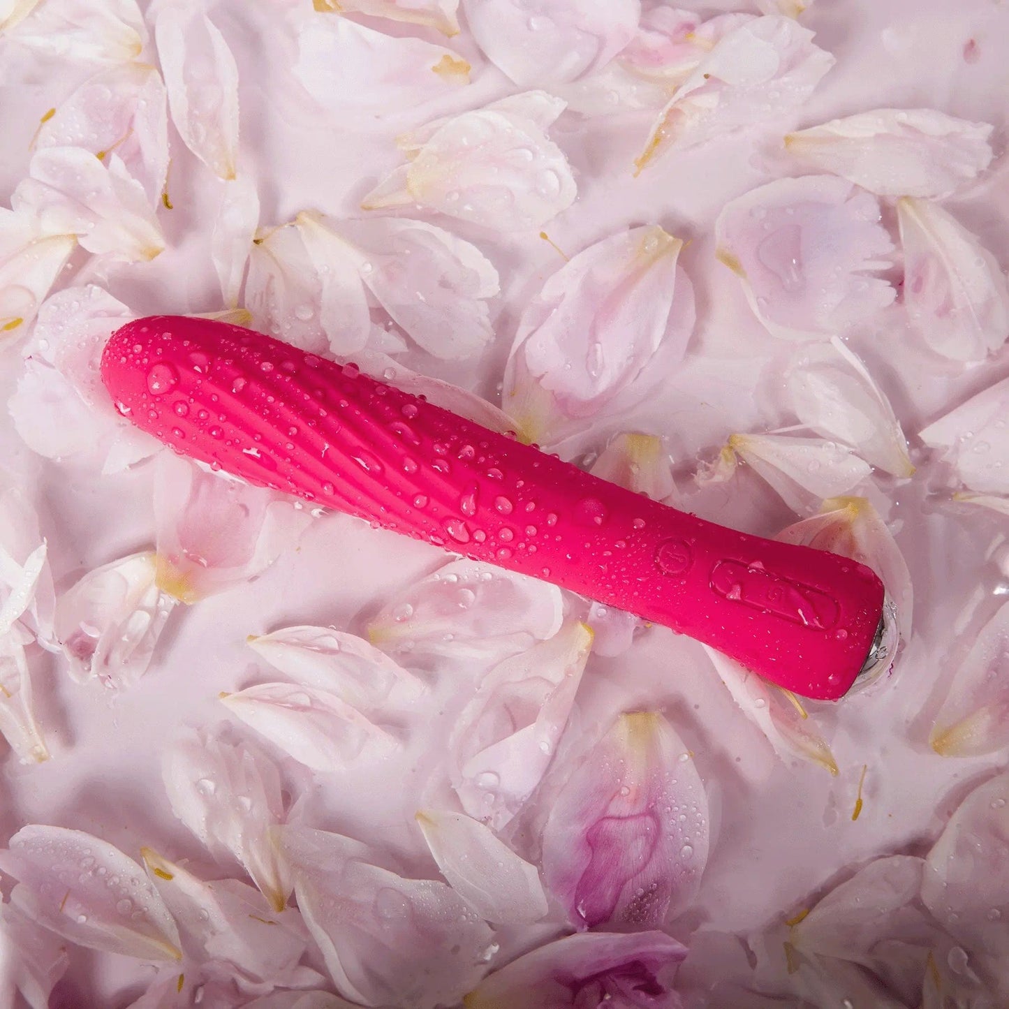 Svakom Anya Powerful Warming Vibrator Vibrator