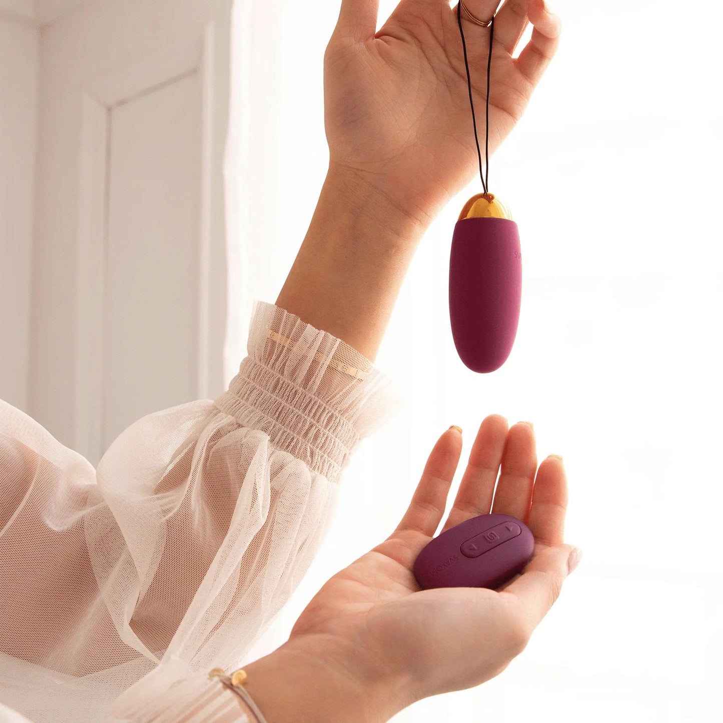 Svakom Svakom Elva Remote Control Vibrating Bullet Vibrator