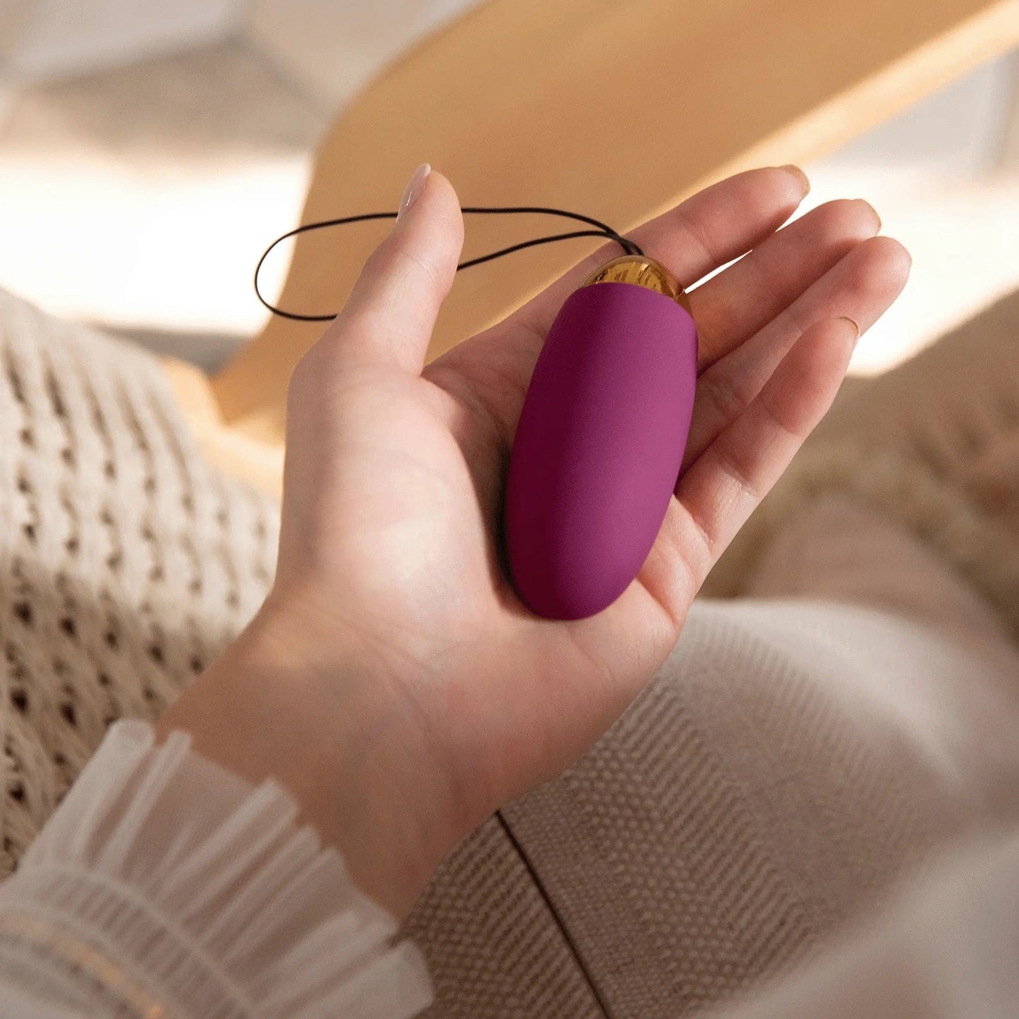 Svakom Svakom Elva Remote Control Vibrating Bullet Vibrator